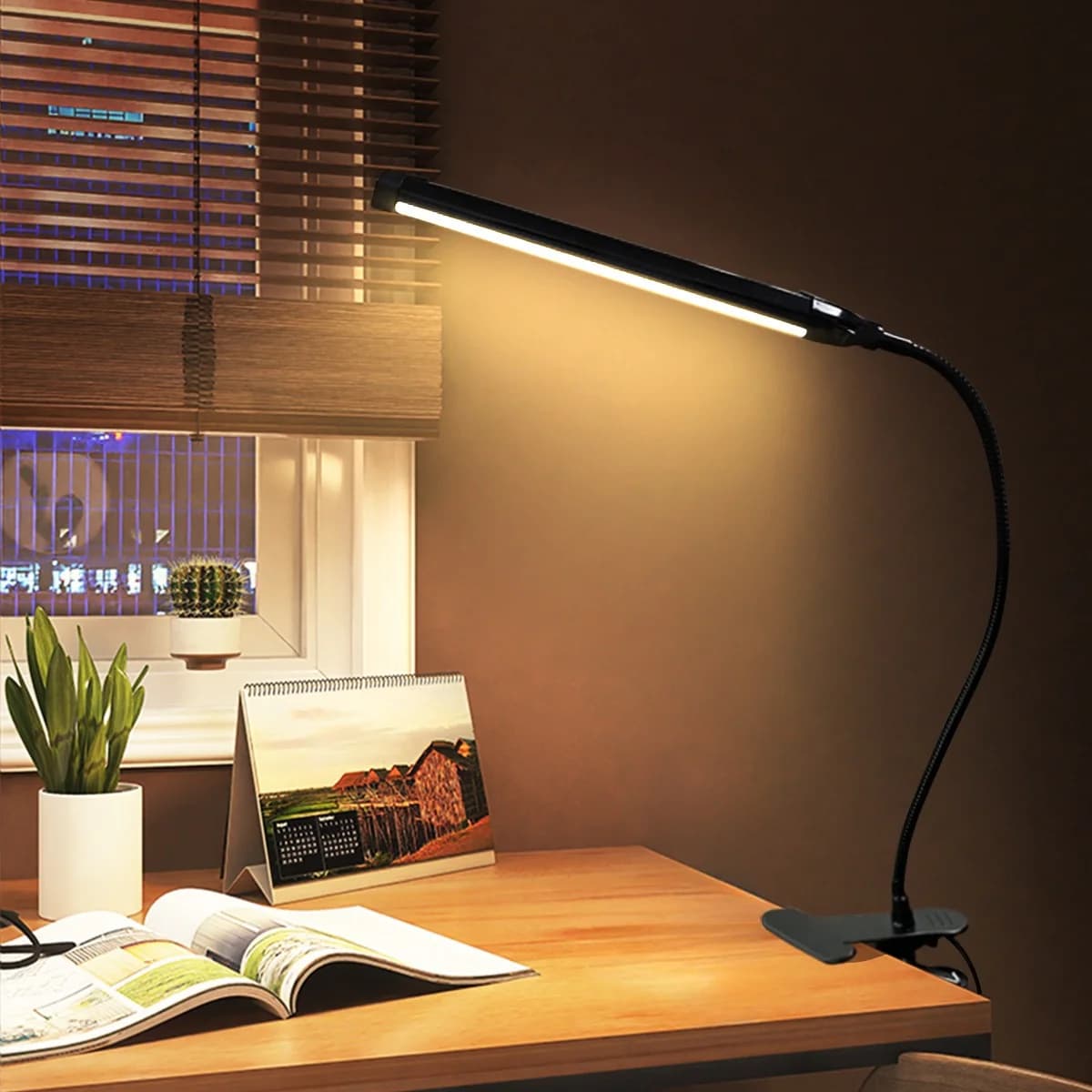 USB LED klipová lampička na čtení a studium
